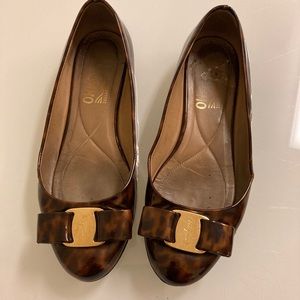 Ferragamo Varina Flat Size 5